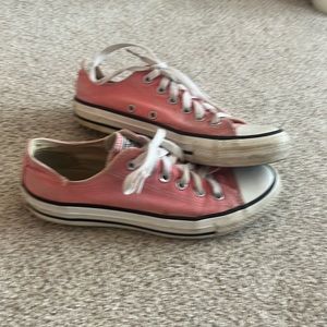 Girls, pink Converse shoes, size 7 in women’s